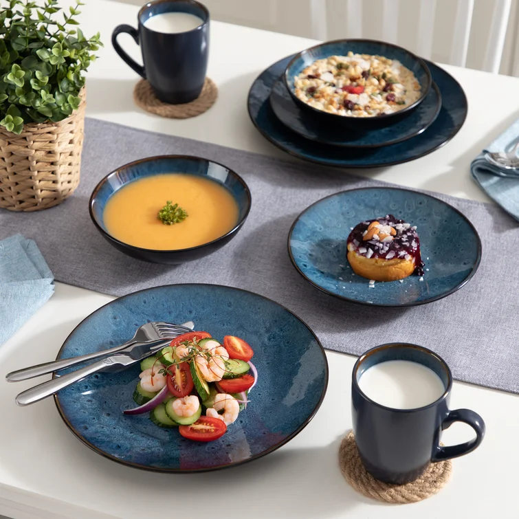 32 piece Dinnerware Set Glaze - Service For 8 - Plates - Cups - Bowls
